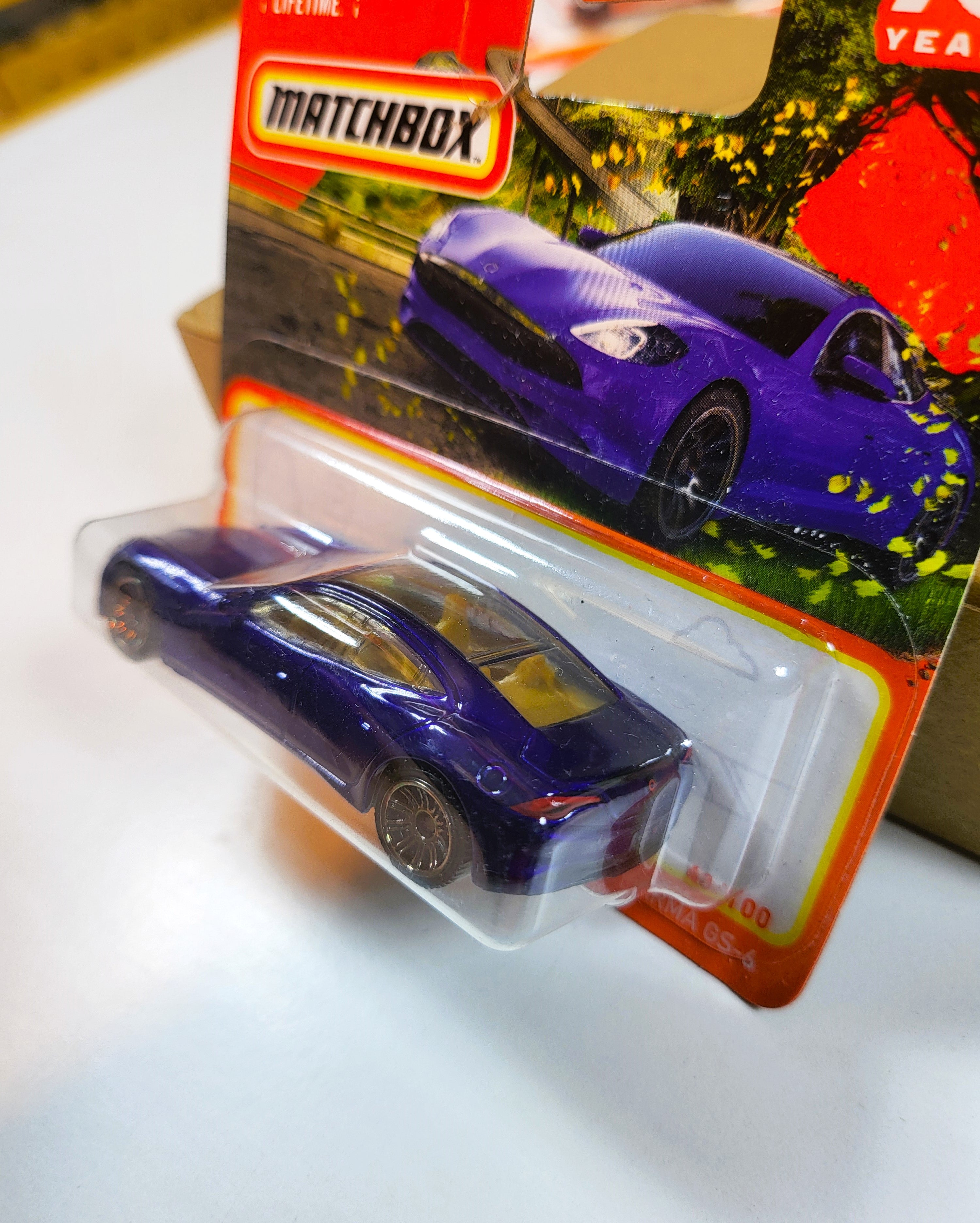 KARMA Car ( MatchBox ) Voiture Miniature