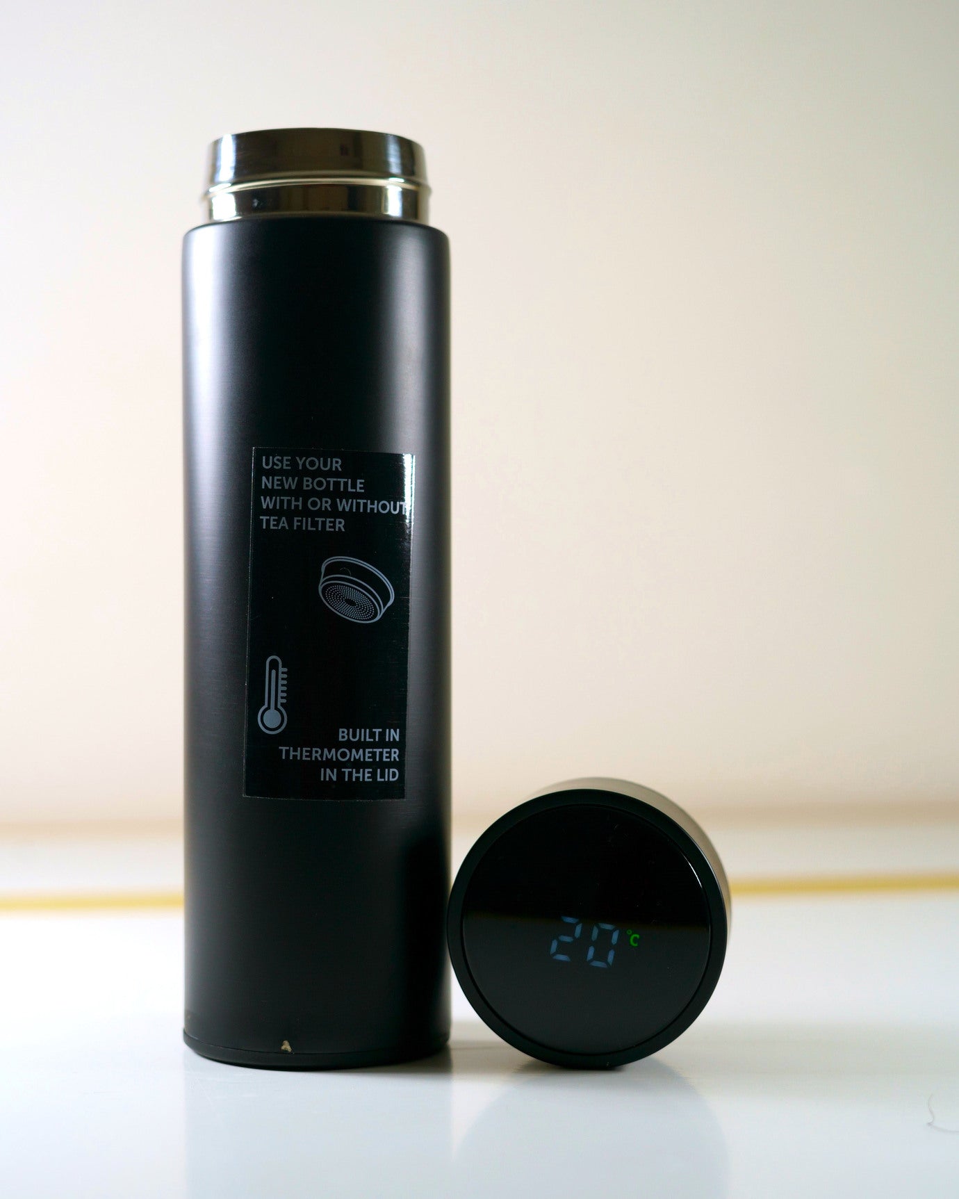 Bouteille isotherme avec thermomètre LED