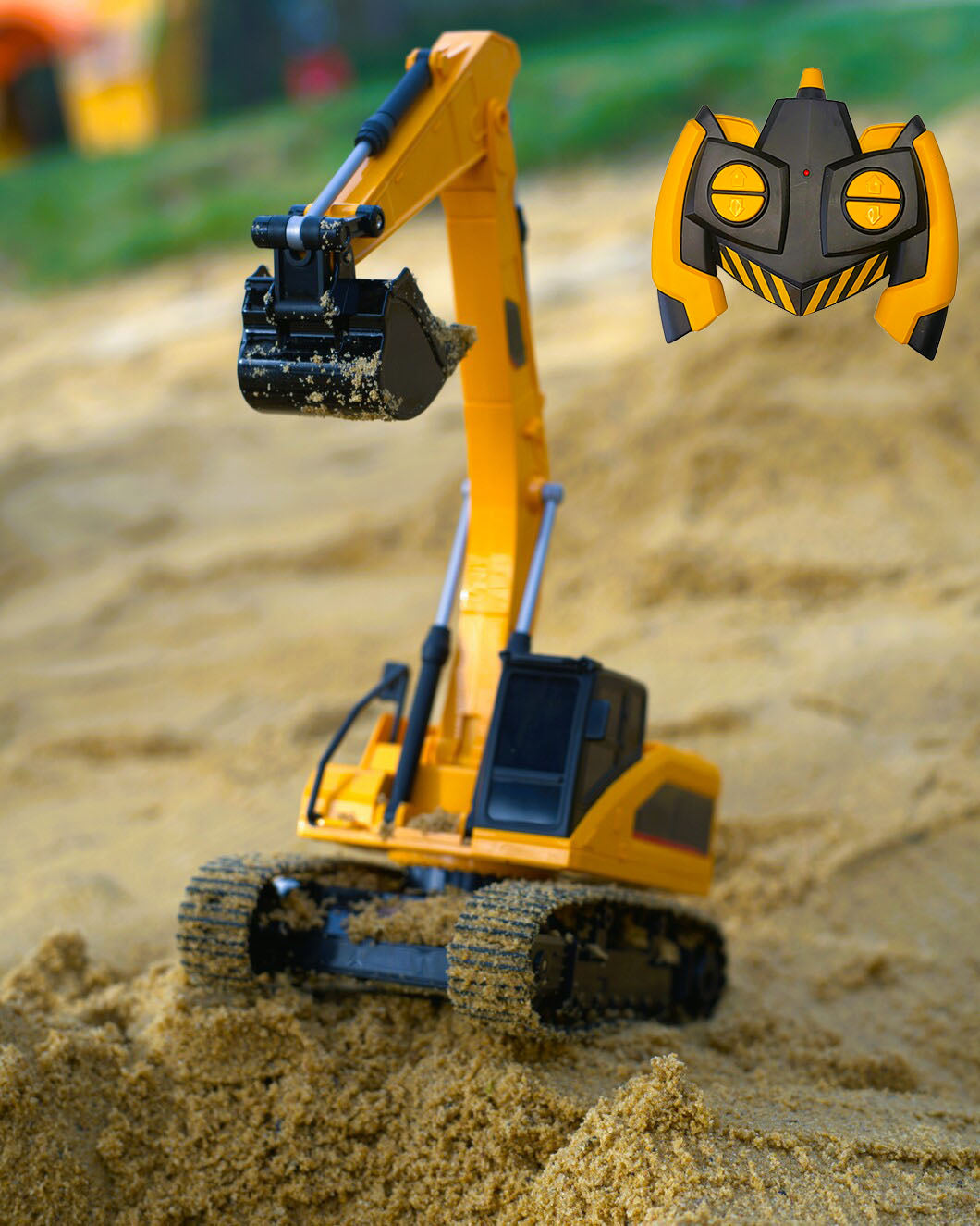 Tractopelle / Excavator ou Engin de Chantier Télécommandé